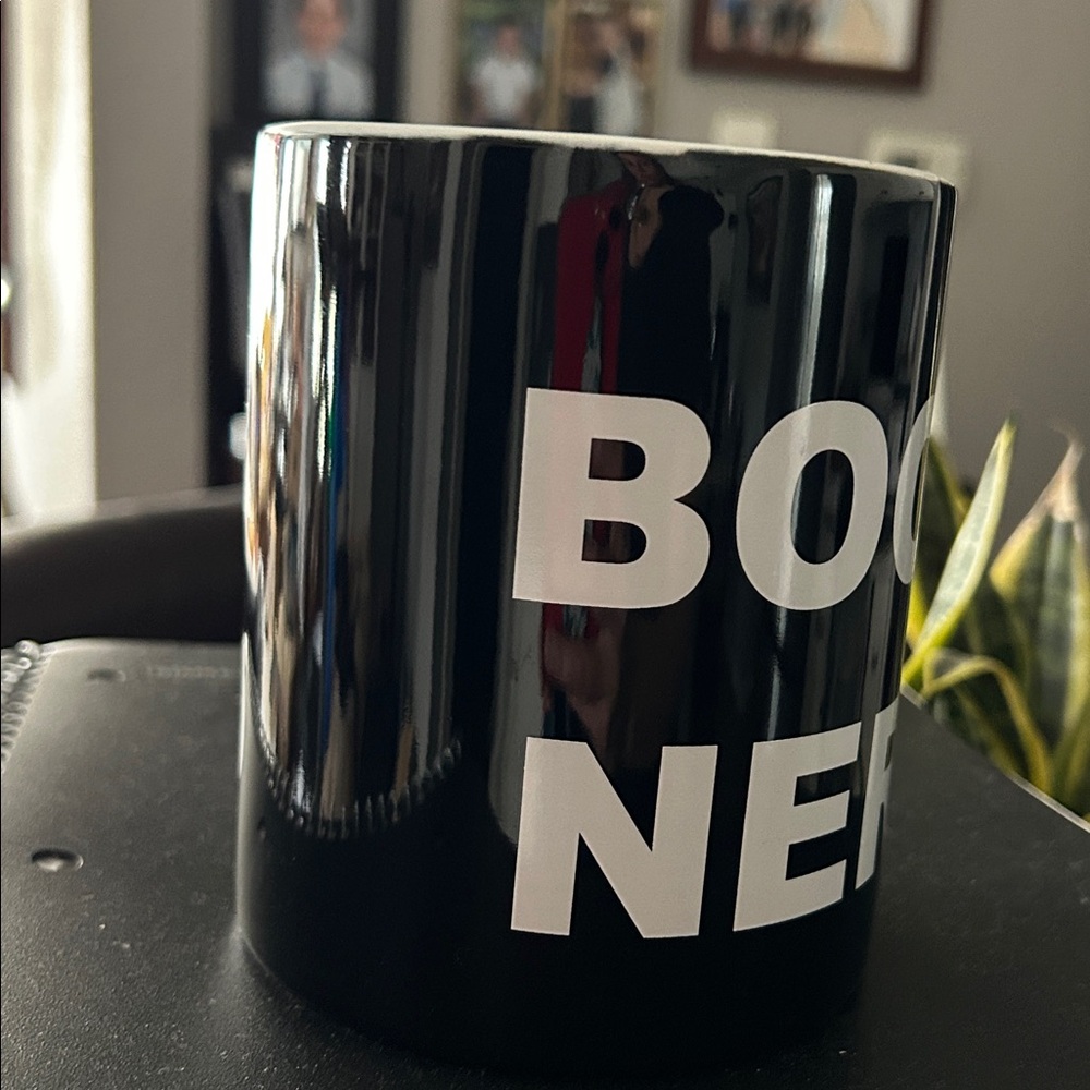 Black 'Book Nerd' Mug XL sat on shelf for a couple of years - Picture 3 of 7